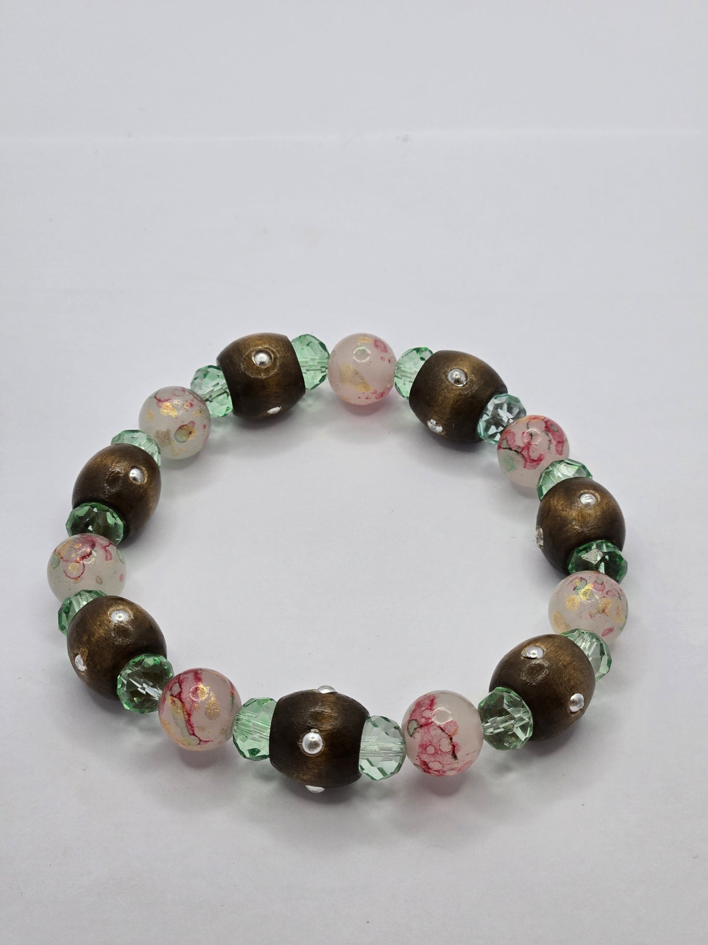 Spring wood bracelet